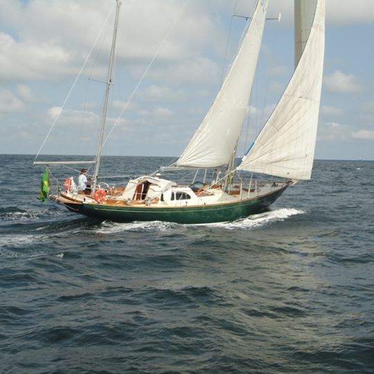 Veleiro Aquarius IV - acabamento Conthane Yacht Finish
